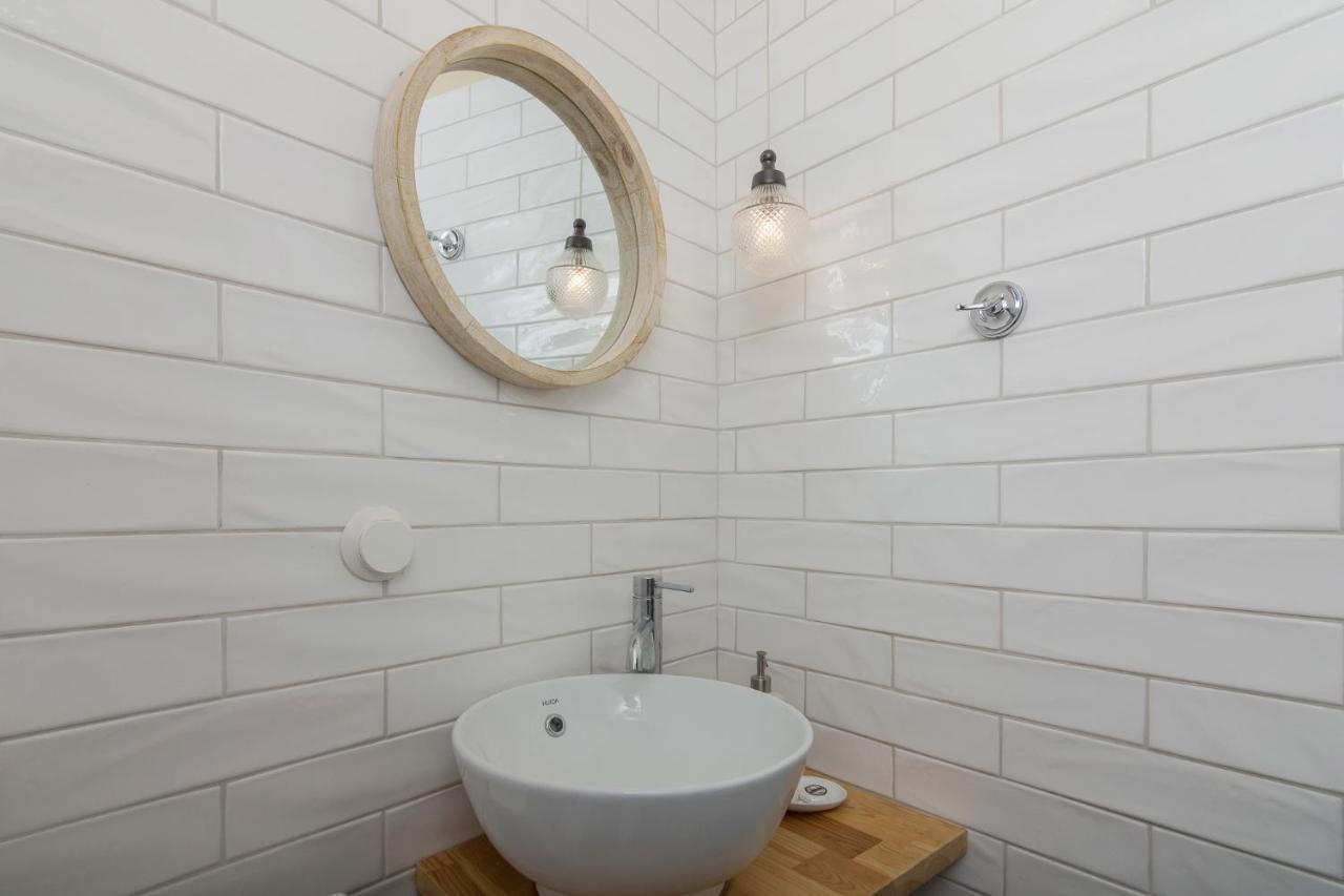 Vintage Loft Α In Monastiraki Lejlighed Athen Eksteriør billede